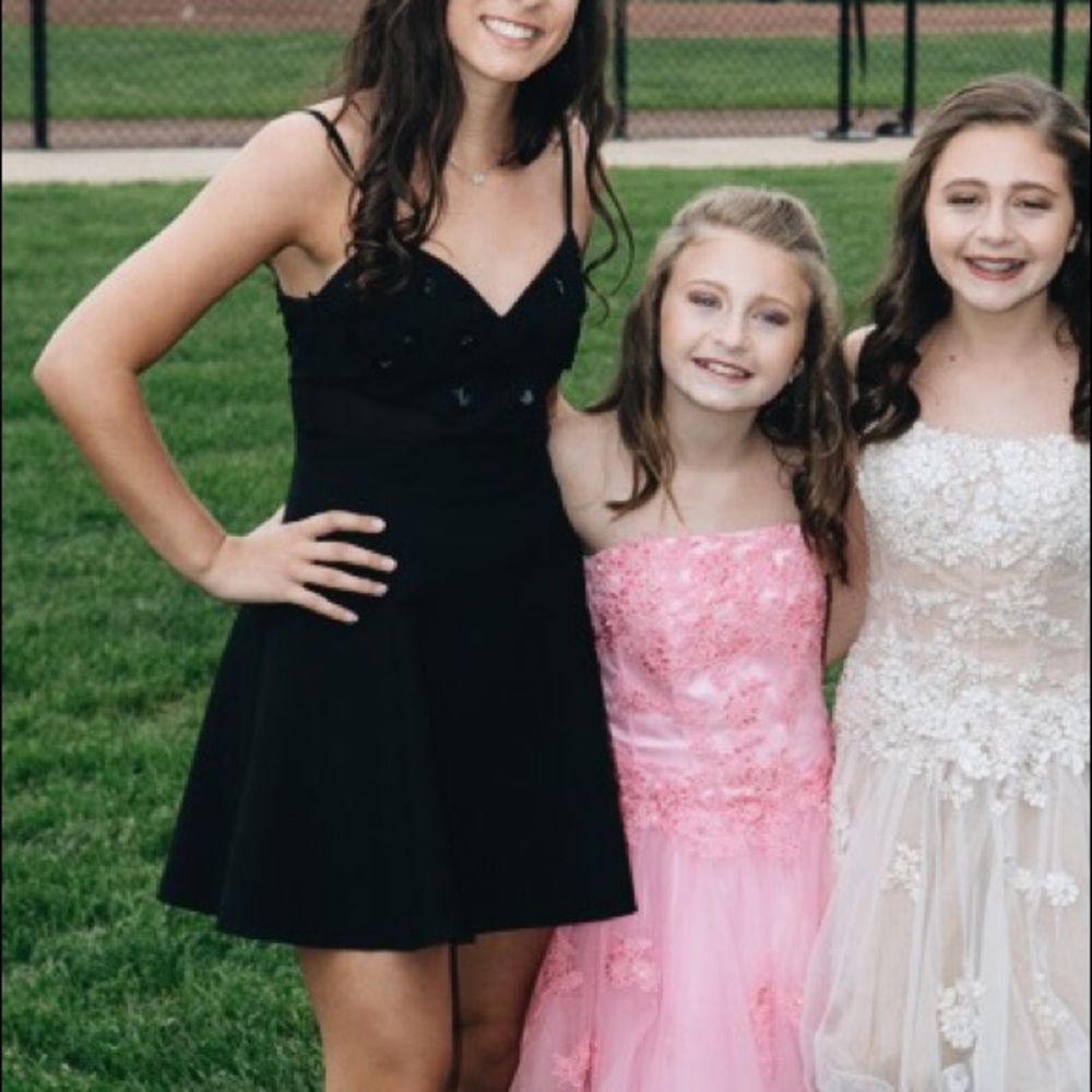 Elizabeth and James dress